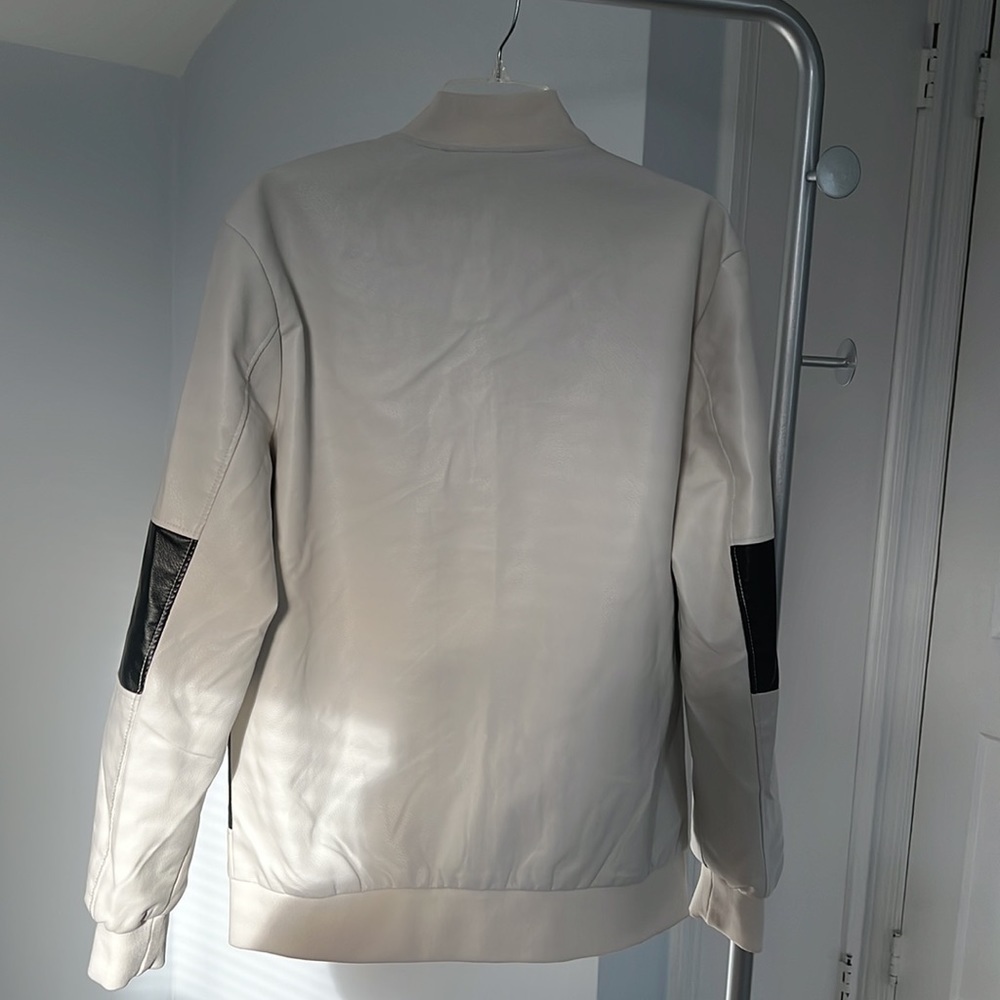 VIP Collection Jacket - Picture 7 of 7